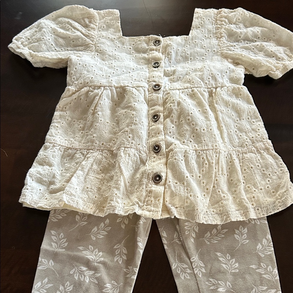 Jessica Simpson Eyelet Button-Down Top and Leaf Print Leggings